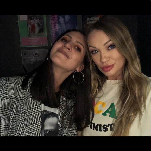 Meet your Posher, K - Picture 2 of 2